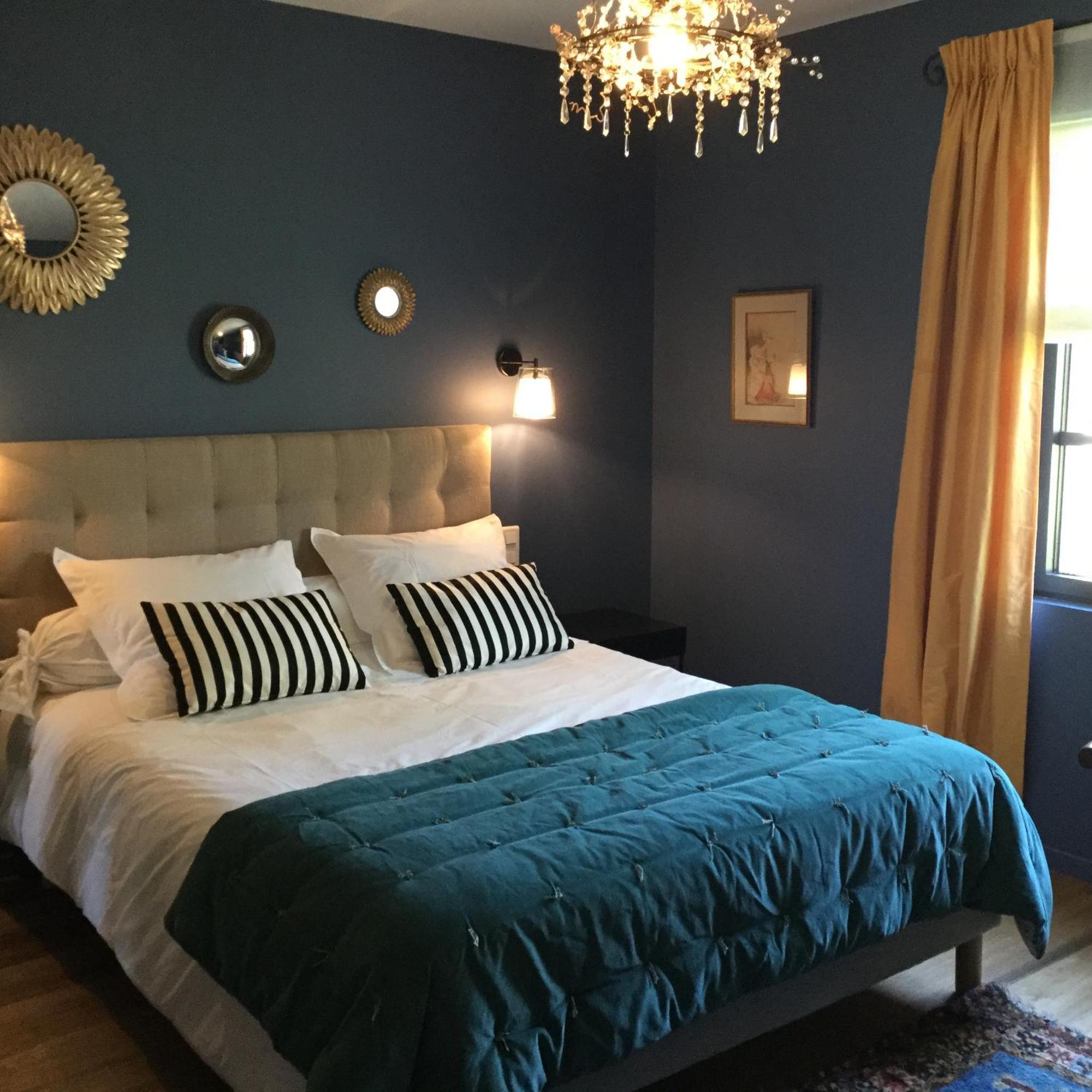 Bed and Breakfast Les Epis Du Vent Adilly Exterior foto